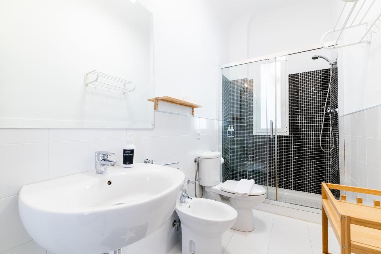 Wekey Homes San Miguel Con Patio, Centro Ciudad Granada Luaran gambar