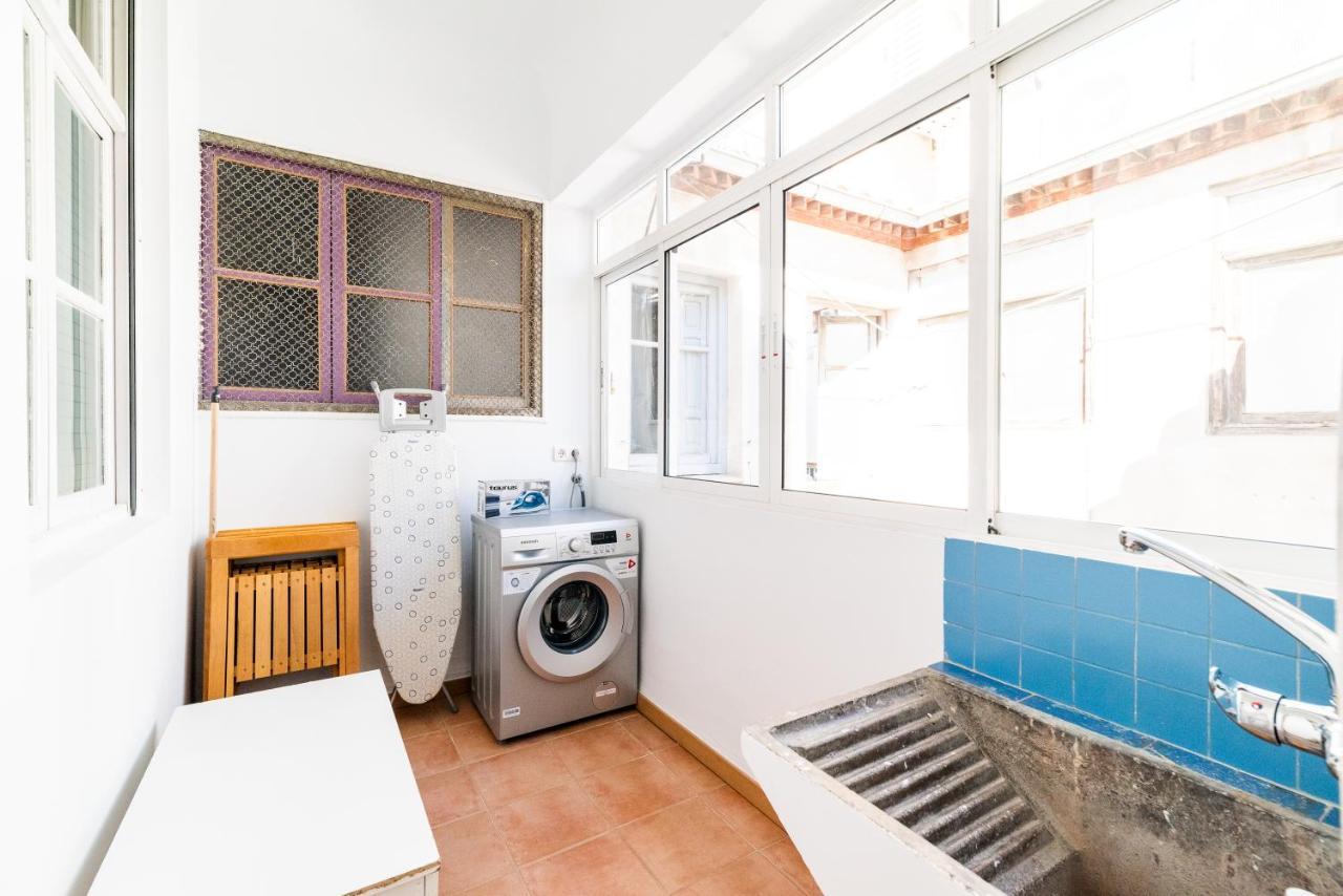Wekey Homes San Miguel Con Patio, Centro Ciudad Granada Luaran gambar