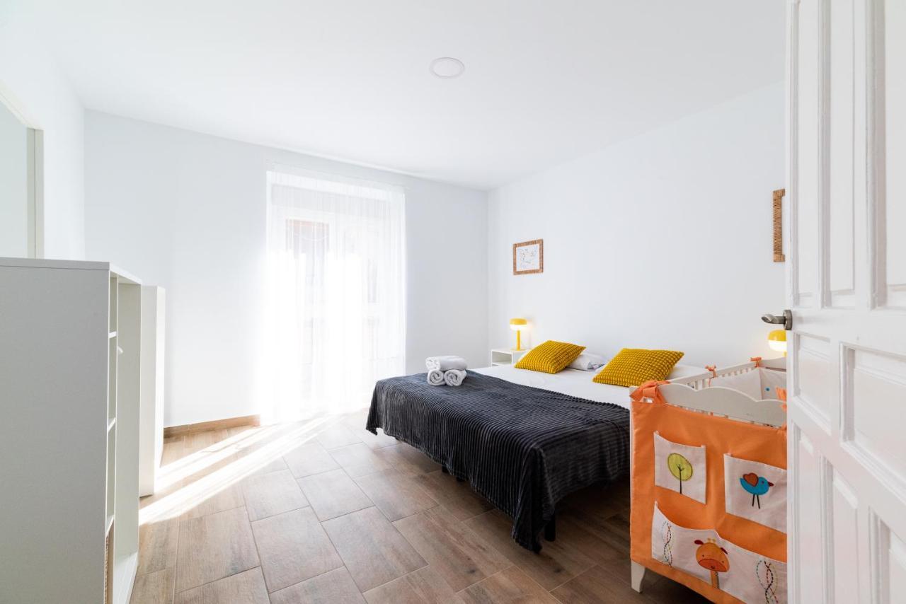 Wekey Homes San Miguel Con Patio, Centro Ciudad Granada Luaran gambar