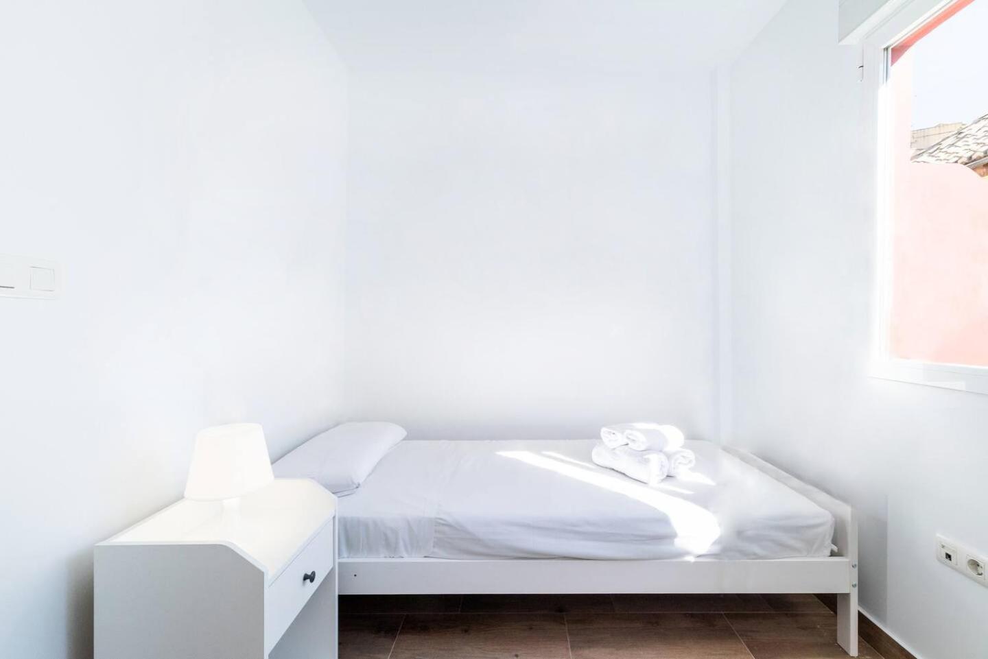 Wekey Homes San Miguel Con Patio, Centro Ciudad Granada Luaran gambar